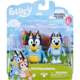 Bluey e papà Bandit con skateboard - Giocattoli e Bambini - Toys Store8056379133834