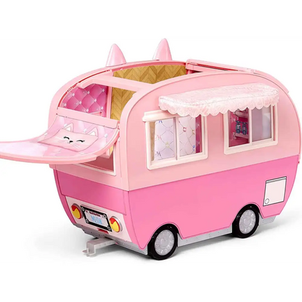 Camper Kitty Cat Na Surprise
