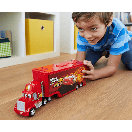 Cars playset Trasportatore Camion di Mack - Giocattoli e Bambini - Toys Store0887961651331