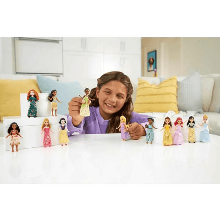 Disney Princess mini bambola Pocahontas - Giocattoli e Bambini - Toys Store194735120994