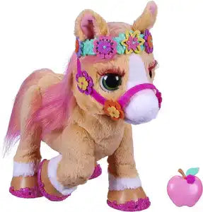 Pony di peluche con capelli rosa, fascia floreale e zoccoli d'oro che indossa accessori decorativi.